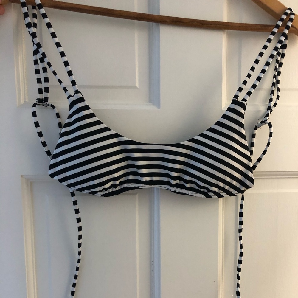 Black and white striped bikini top